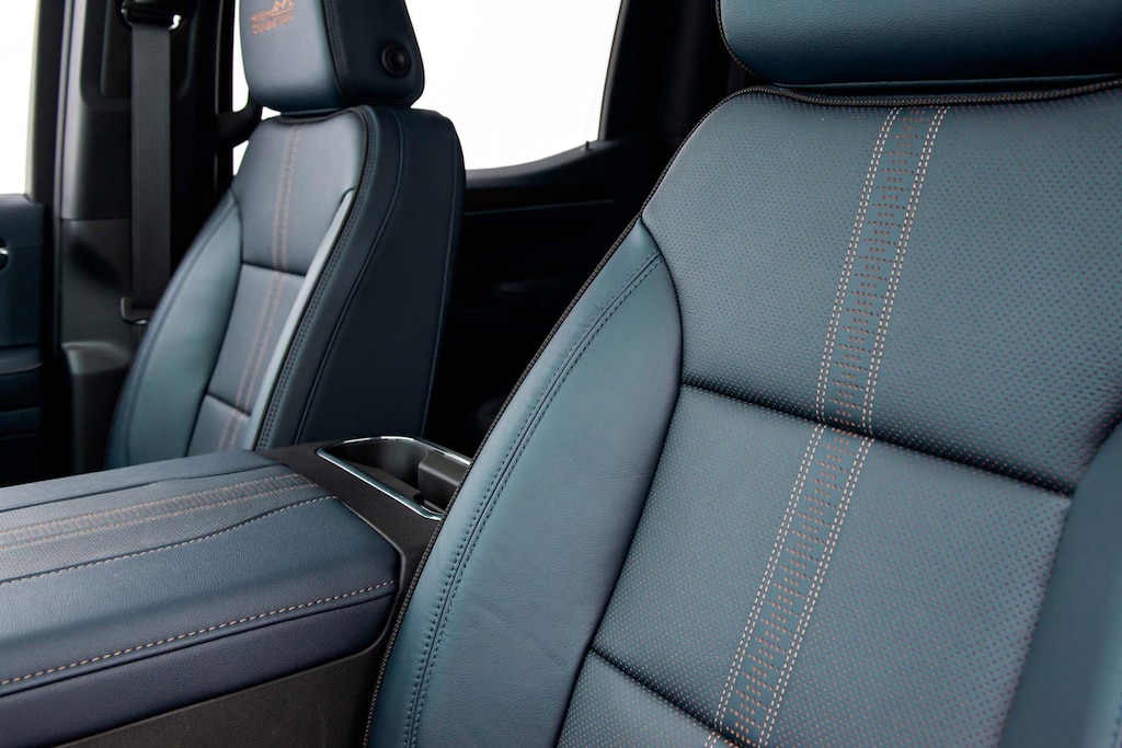 Bancos com revestimento premium dual tone da picape Chevrolet Silverado